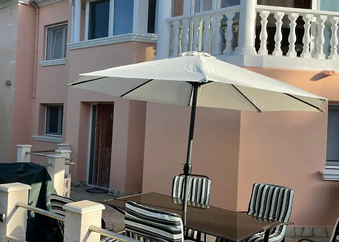 Sunny Renovated Apartment - Denia/Santa Llucia